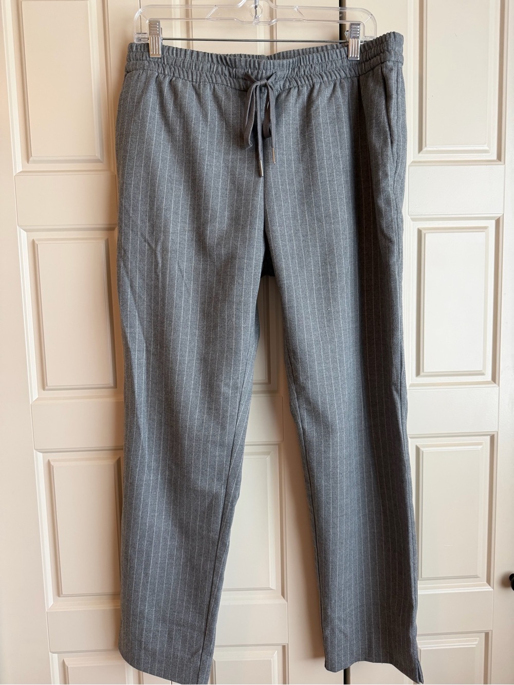 H&M women’s Gray flannel Pinstripe Drawstring Pants sz 12